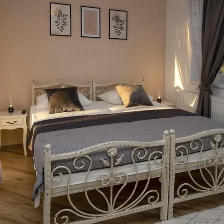 Whitestone Villa *