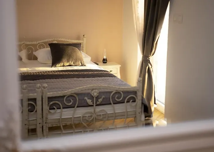 וילה Whitestone שיבניק